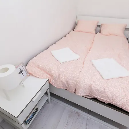 Comfortable Ernesto Apartment *